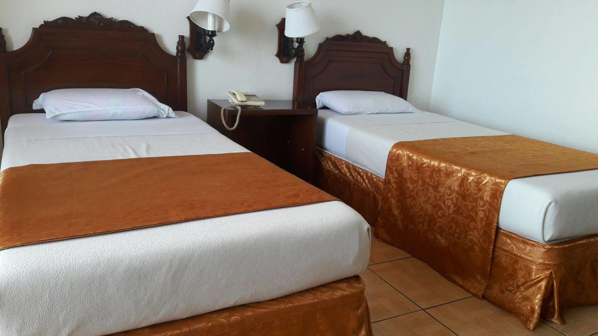 Don Felipe Hotel Ormoc Εξωτερικό φωτογραφία